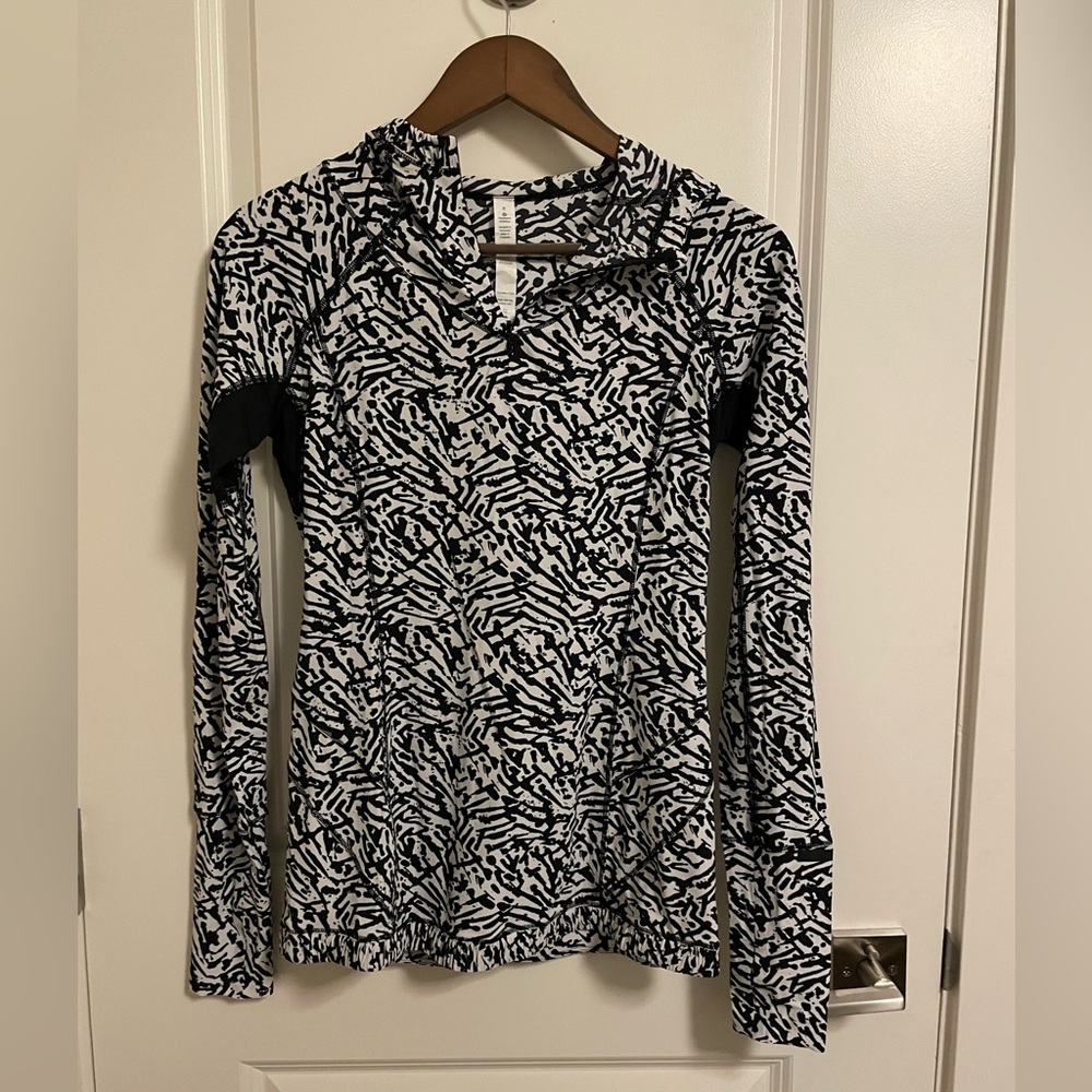 Lululemon Waterbound Hoodie Pullover